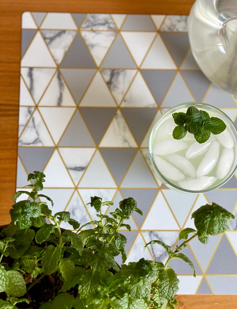 MREC-BLANCO: Mantel individual rectangular PVC Geométrico gris