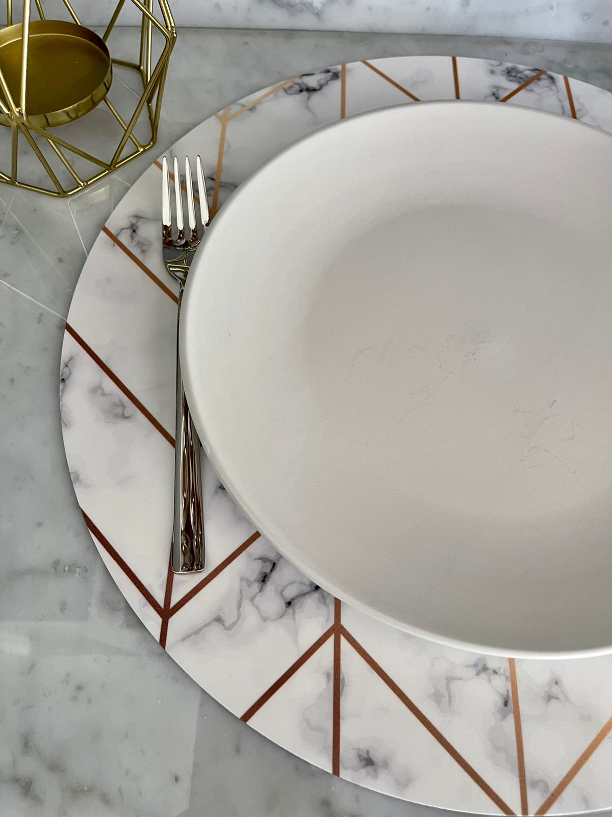 MR-MBLANCO Individual redondo PVC  marmol blanco